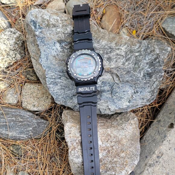 Vintage Watches Armitron Instalite Chronograph Sport Watch 165FT Black Retro - Picture 1 of 10